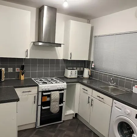 Lovely 2Bedroom 4Mins From Wimbledon Station London Exterior photo