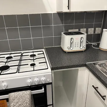 Lovely 2Bedroom 4Mins From Wimbledon Station London Exterior photo