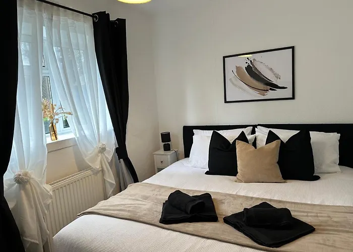 Lovely 2Bedroom 4Mins From Wimbledon Station