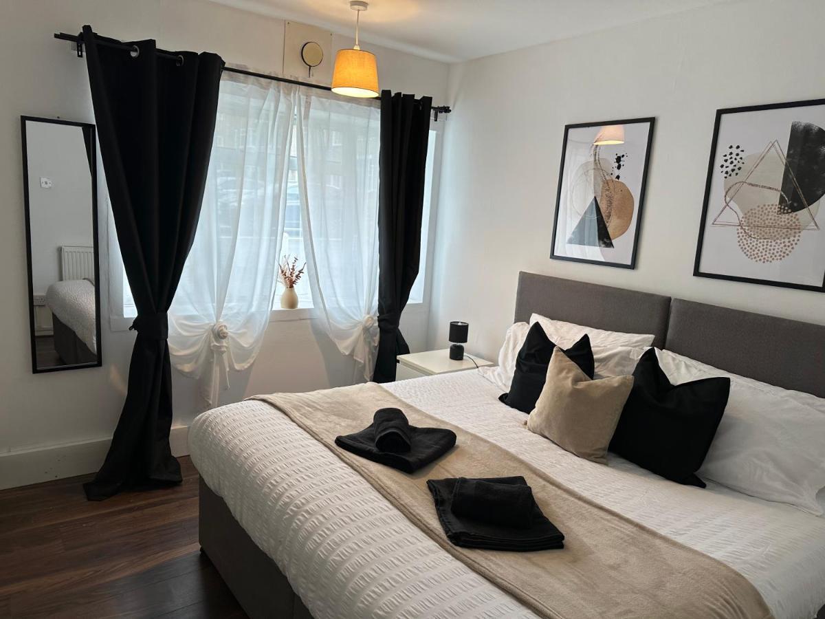 Lovely 2bedroom 4mins From Wimbledon Station Apartment *